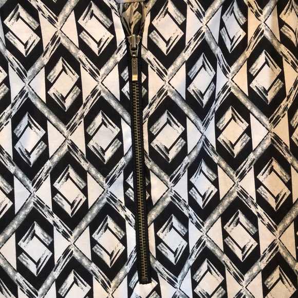 NWOT C J BANKS blouse - Picture 2 of 11